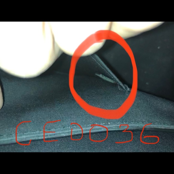 π―LOUIS VUITTON Epi Segur PM Handbag - Picture 8 of 9